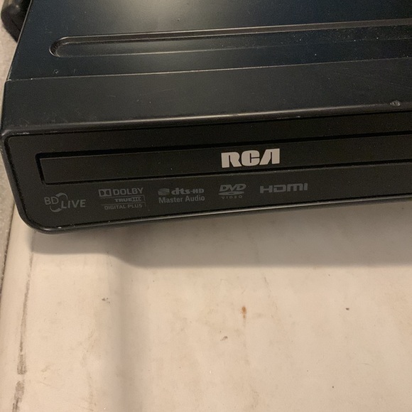 RCA Blu-Ray Disc Player - Picture 2 of 7